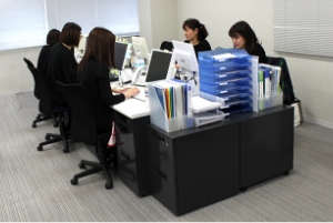 株式会社ブルームリュクス EC事業部 渡邊綾子 様
